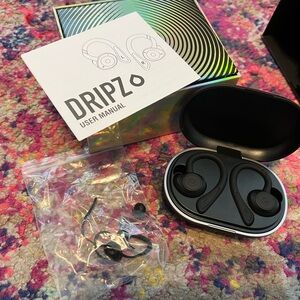 Dripz Black Wireless Earbuds with Charging Case NIB logo